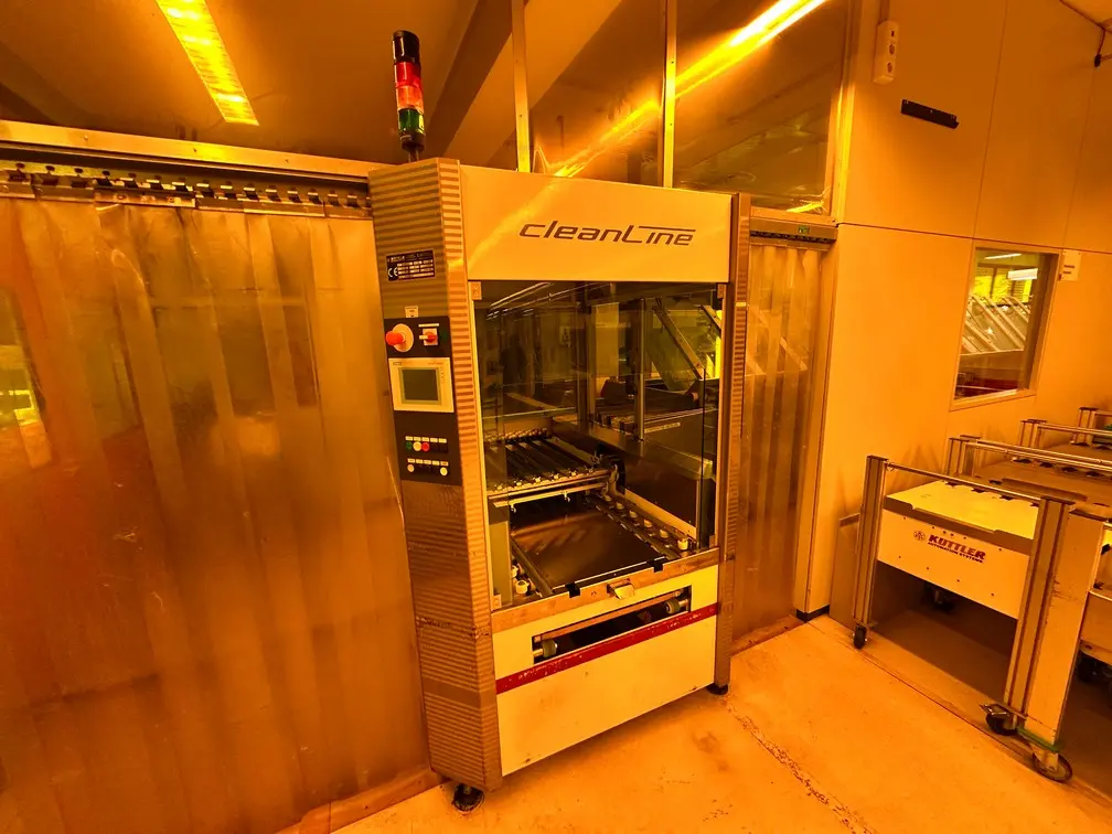 Kuttler Loader Slotted tray